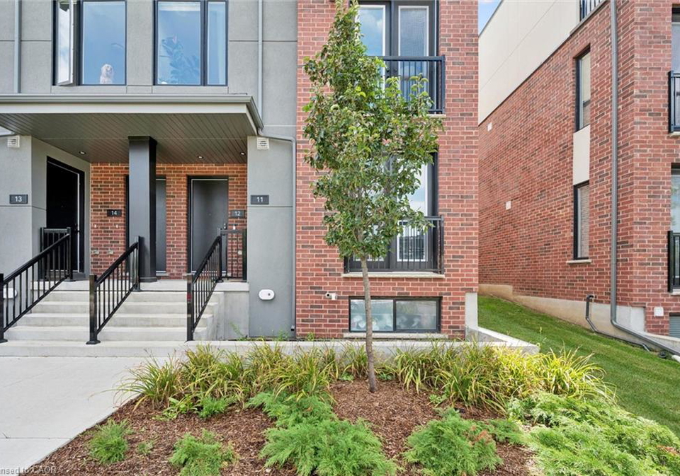 99-roger-street-waterloo-ontario-40863532