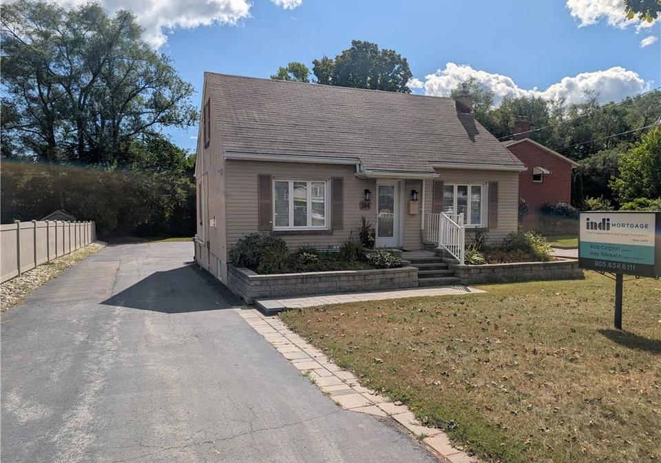184-plains-road-e-burlington-ontario-40863559