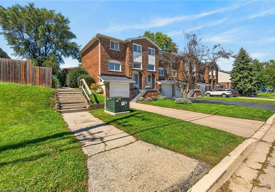 112-cedar-street-dunnville-ontario-40863577