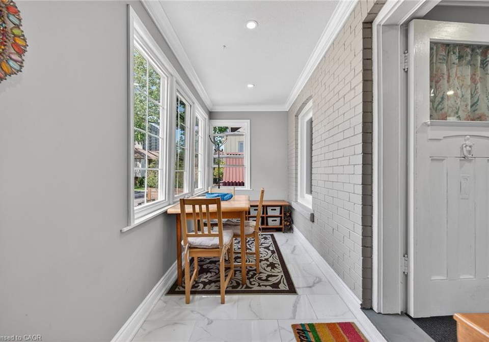 219-hess-street-s-hamilton-ontario-40863580