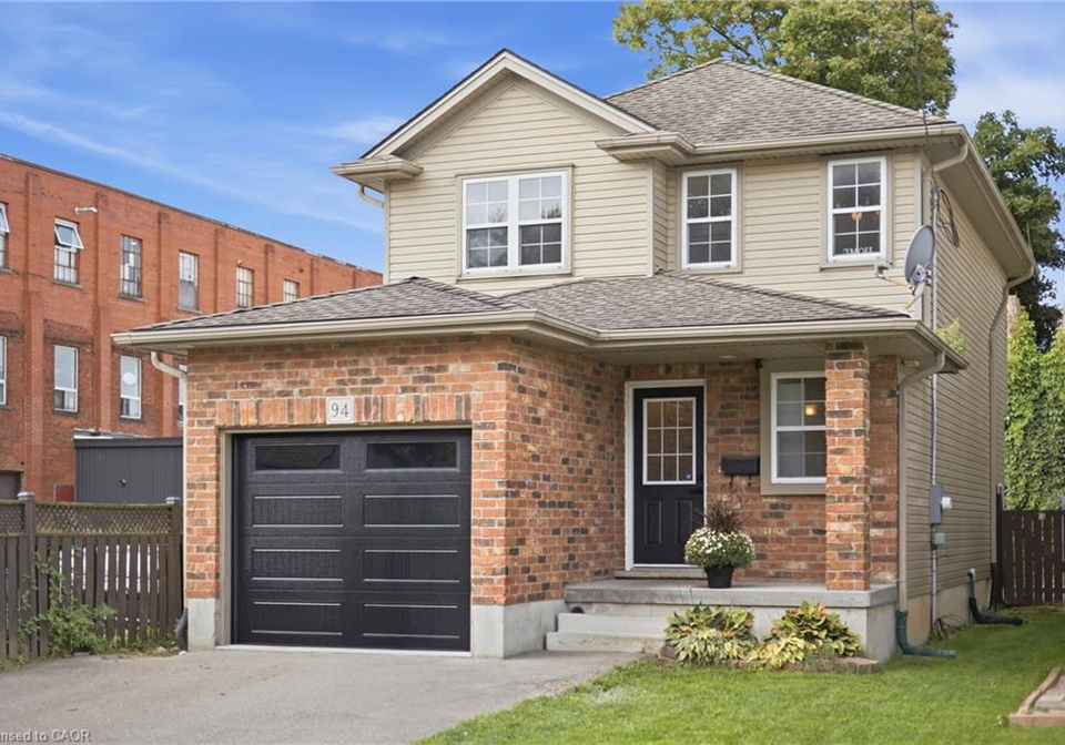 94-chapel-street-woodstock-ontario-40863595