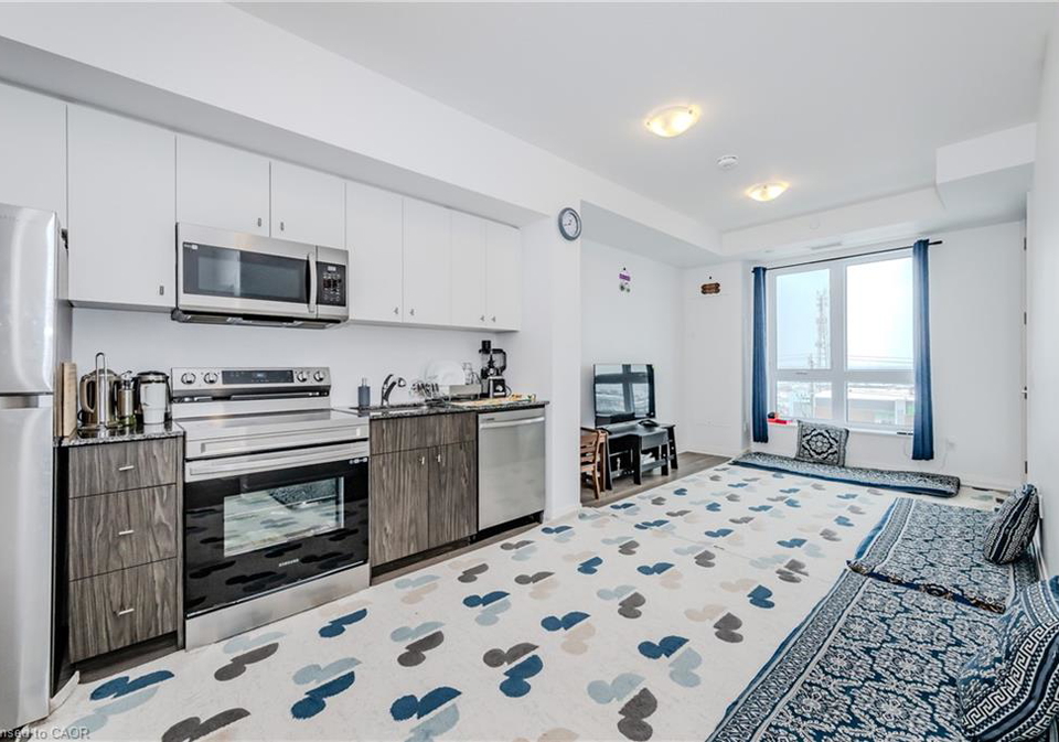 101-golden-eagle-road-waterloo-ontario-40863609