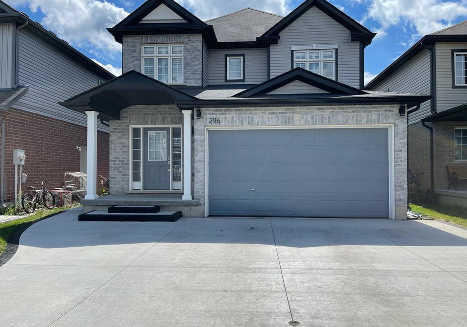 296-countrystone-crescent-kitchener-ontario-40863627