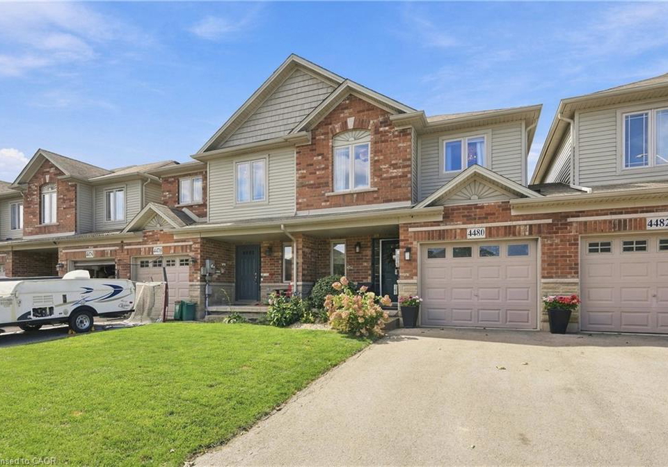 4480-comfort-crescent-beamsville-ontario-40863638