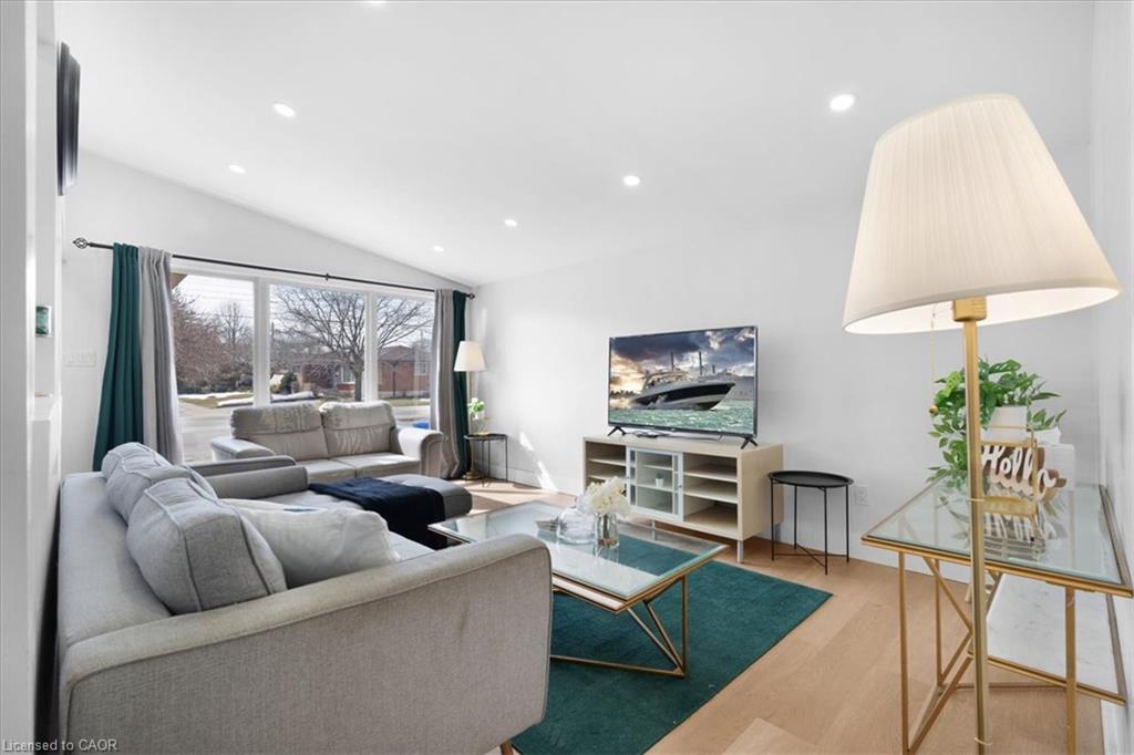 37-lilacside-drive-hamilton-ontario-40863701