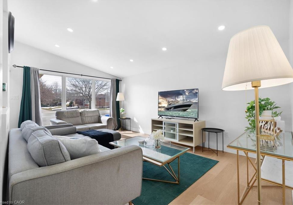 37-lilacside-drive-hamilton-ontario-40863701