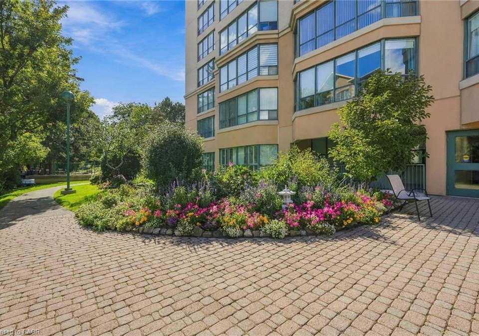 100-millside-drive-milton-ontario-40863705