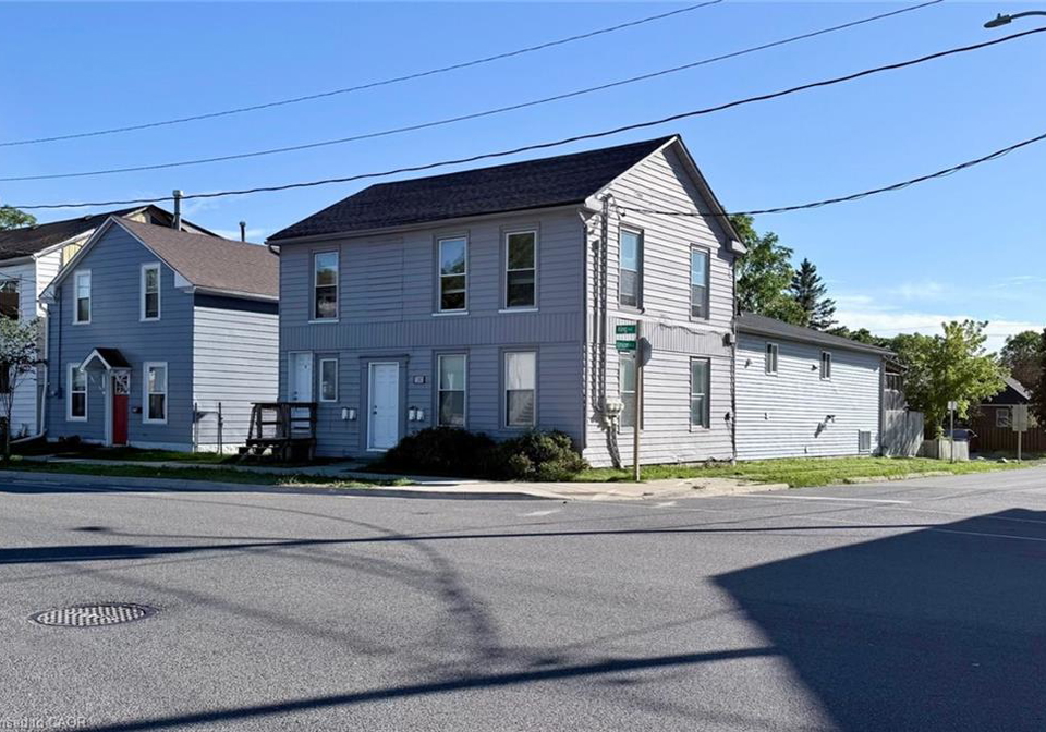 1202-king-street-e-cambridge-ontario-40863718