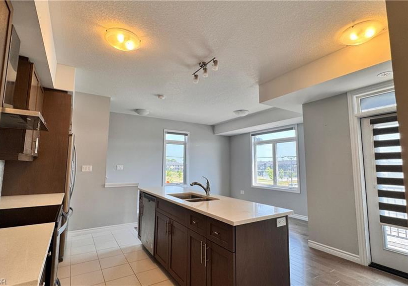 86-oat-lane-kitchener-ontario-40863732