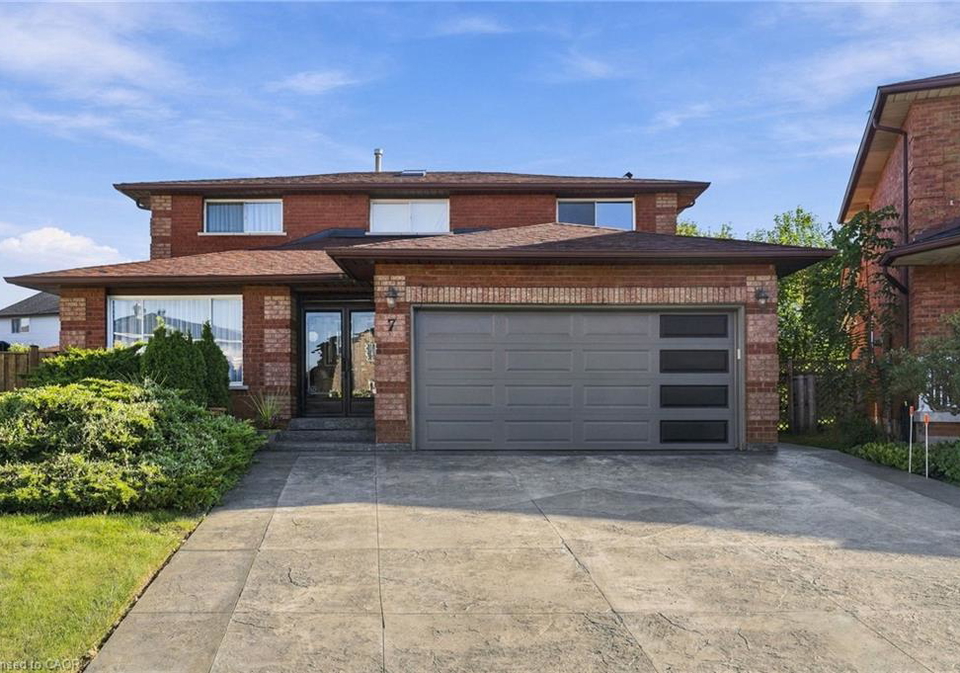 7-argon-court-hamilton-ontario-40863769