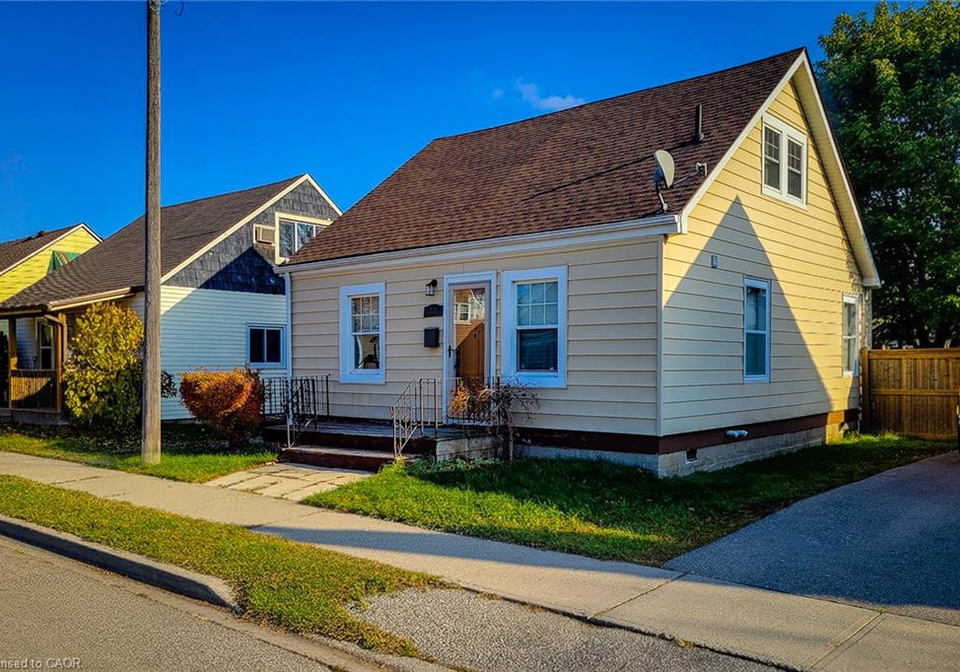 54-eighth-avenue-brantford-ontario-40863772