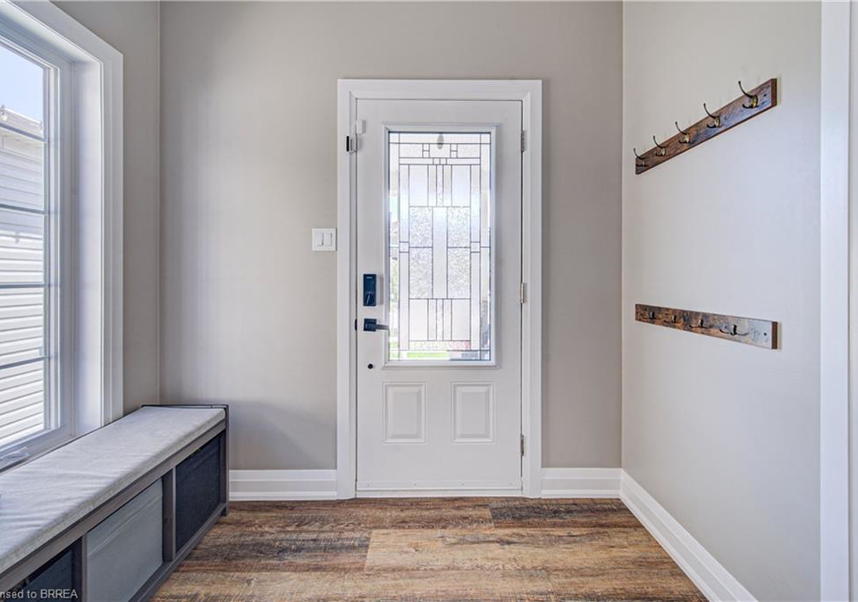 11-oldham-drive-paris-ontario-40863794