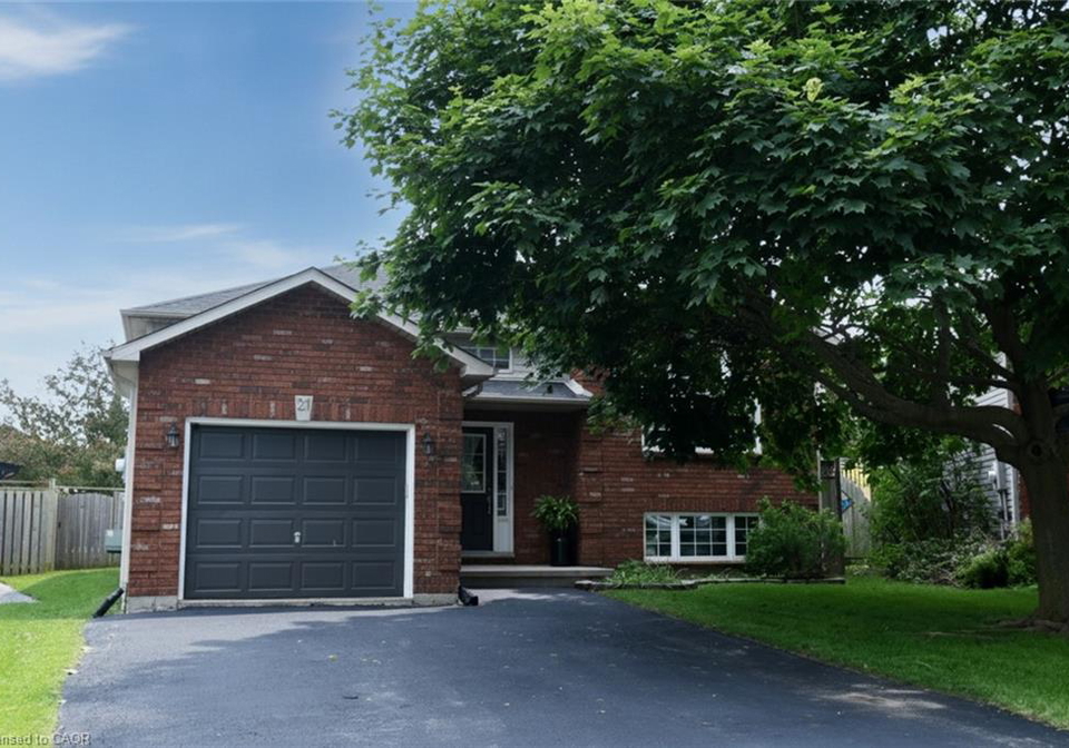 21-glengary-crescent-caledonia-ontario-40863821