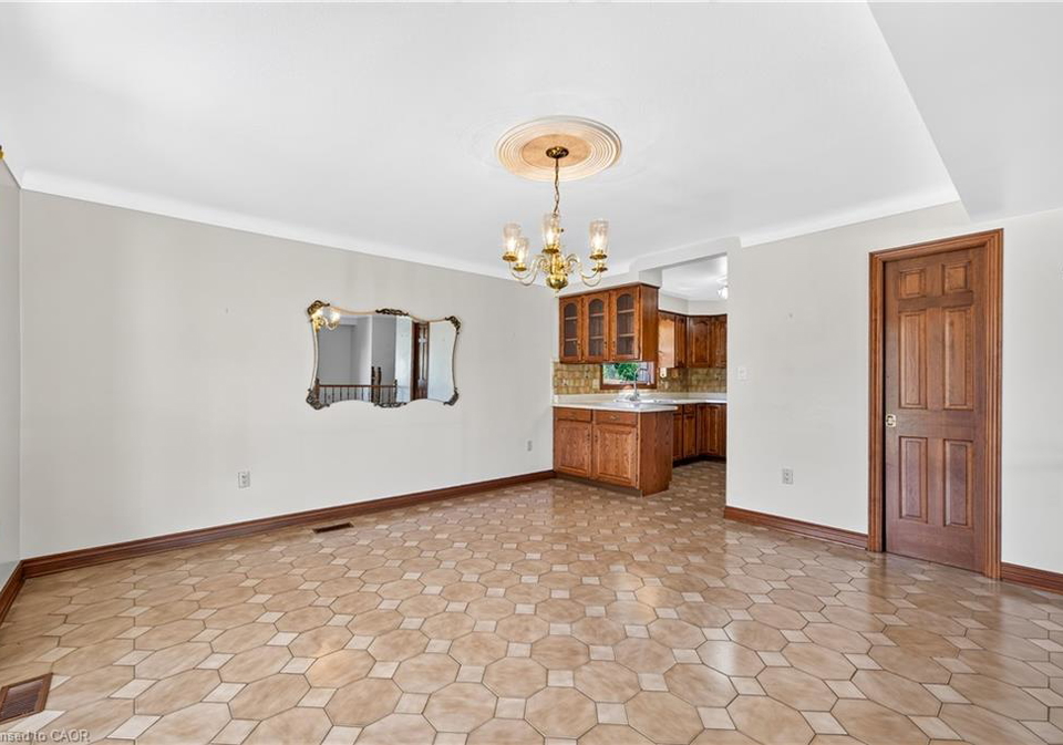 6056-saint-anthony-crescent-niagara-falls-ontario-40863822