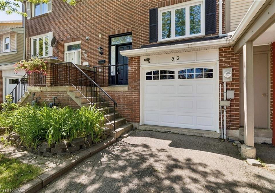 32-lansing-square-brampton-ontario-40863897
