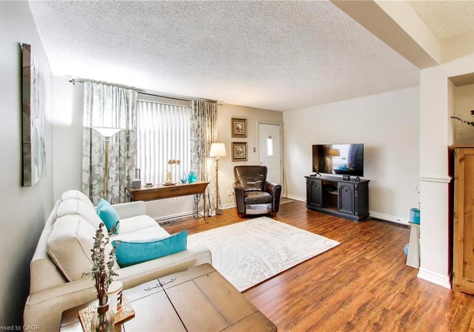 250-magnolia-drive-hamilton-ontario-40863908