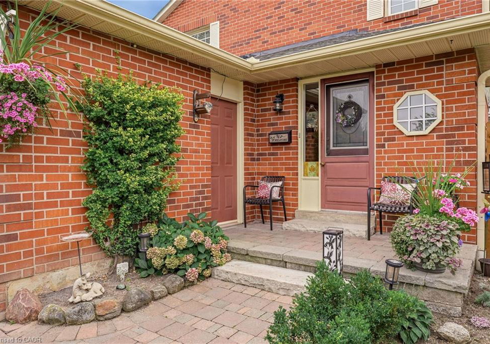 607-clover-park-crescent-milton-ontario-40863911