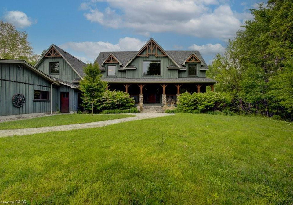 8429-poplar-sideroad-clearview-ontario-40863917