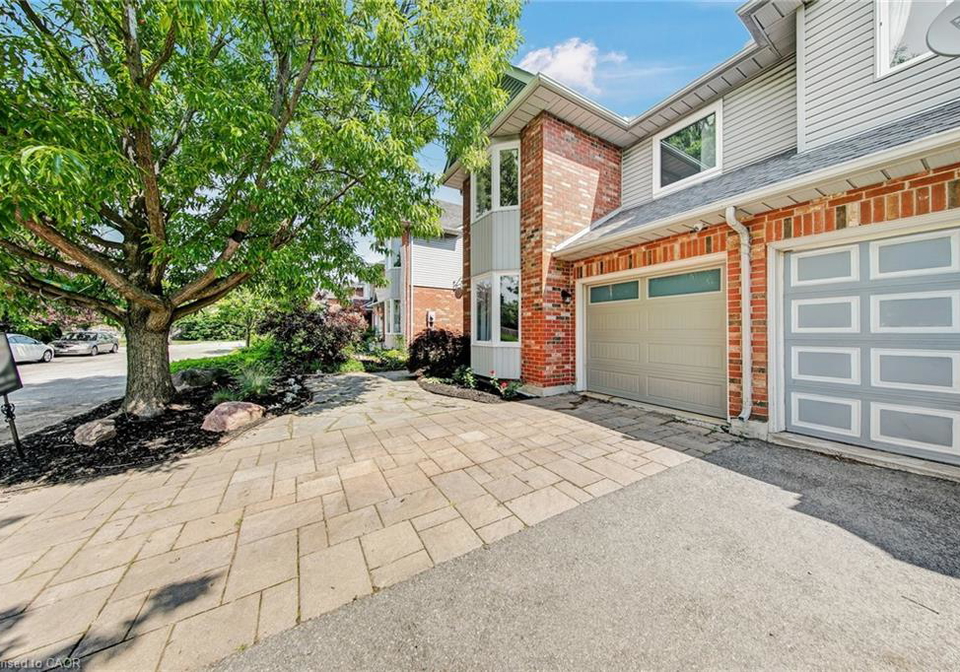 1305-walkers-line-burlington-ontario-40863936