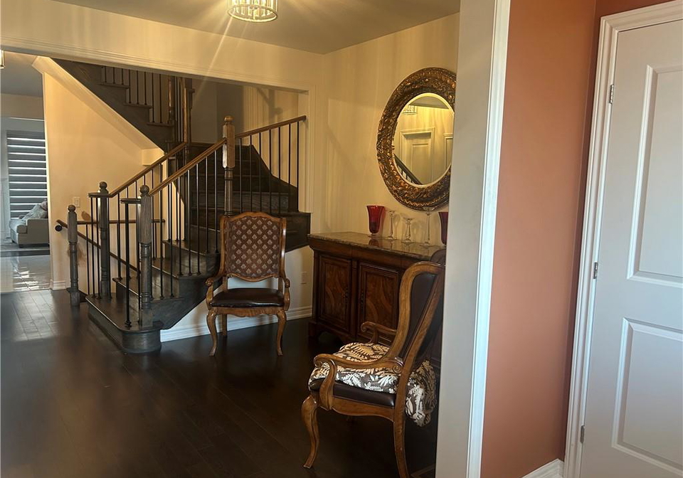 24-heming-trail-ancaster-ontario-40863959
