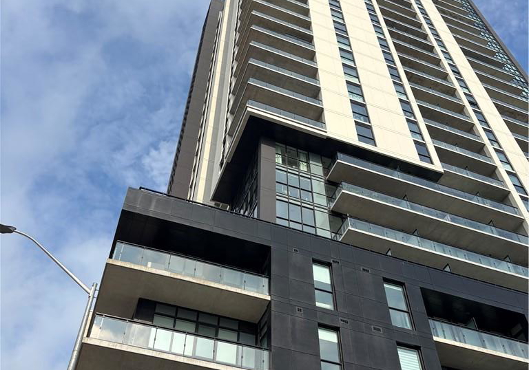 60-charles-street-w-kitchener-ontario-40863965