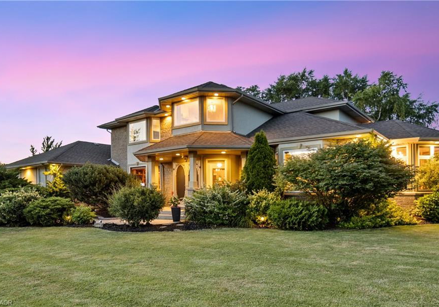 7775-st-augustine-crescent-niagara-falls-ontario-40864061