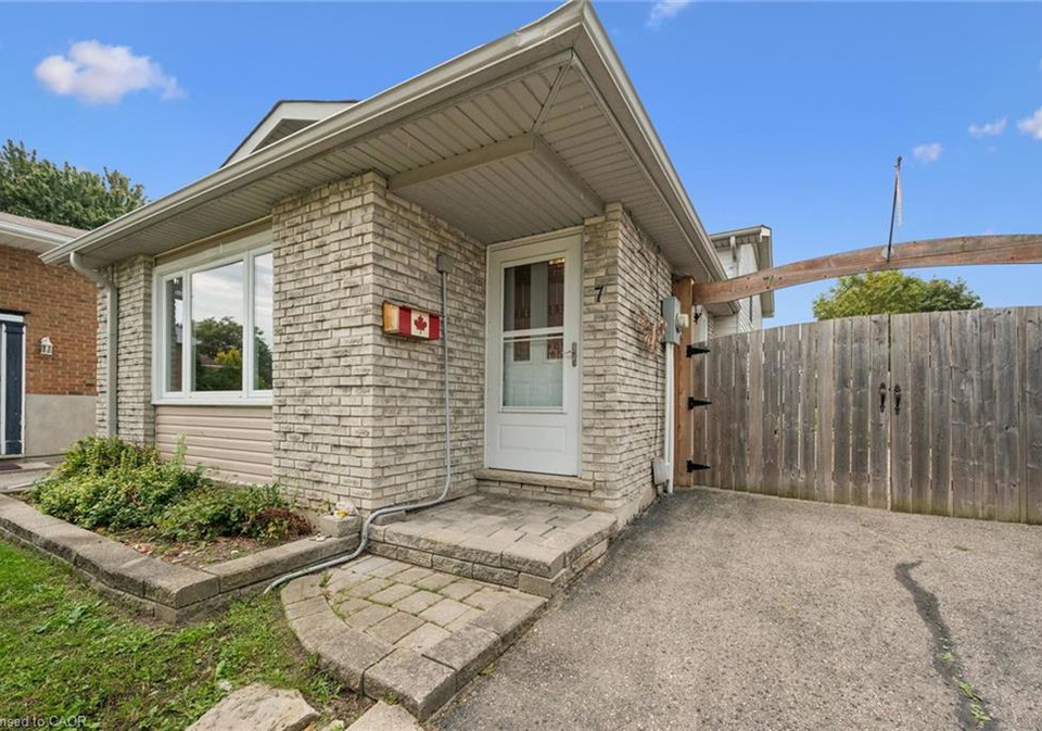 7-homestead-place-kitchener-ontario-40864079