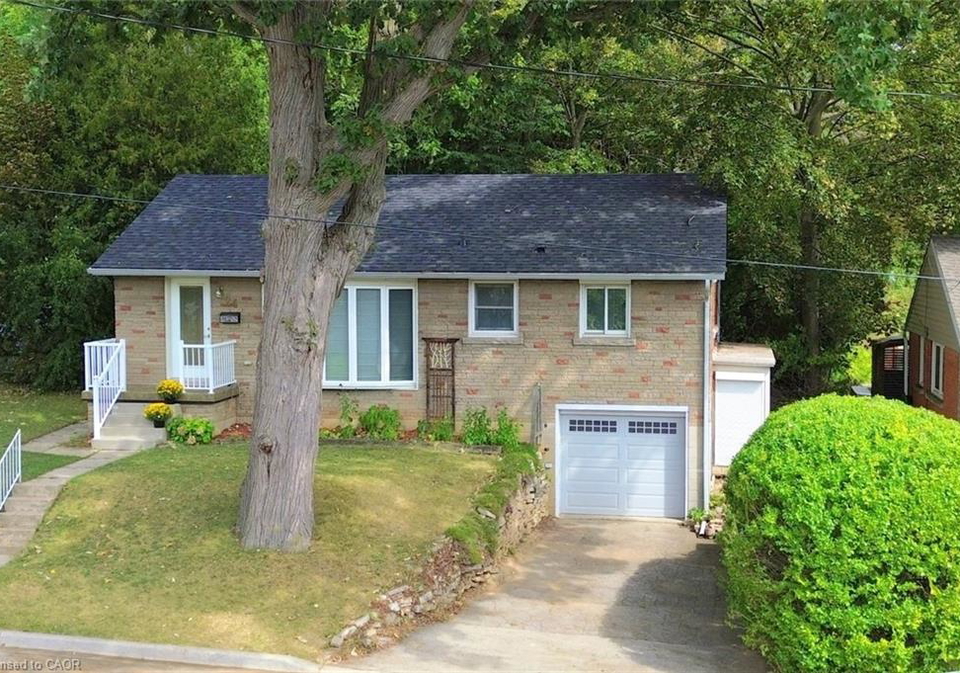 24-delsey-street-dundas-ontario-40864083