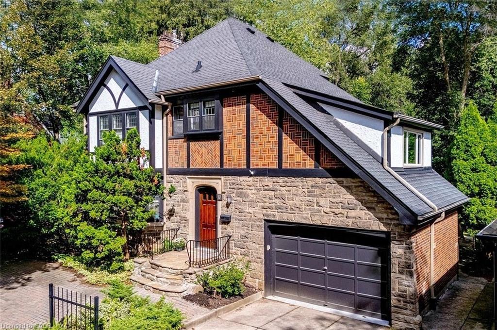 18-forsyth-avenue-n-hamilton-ontario-40864098