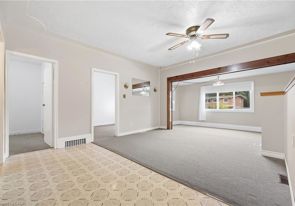 423-lawrence-avenue-kitchener-ontario-40864129