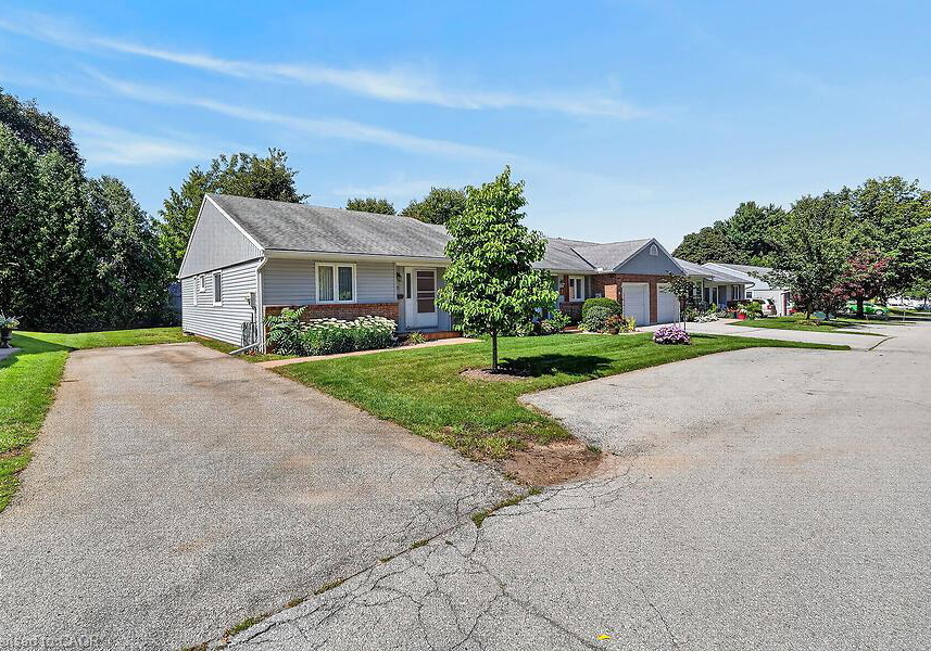 4-rossmore-avenue-grimsby-ontario-40864195