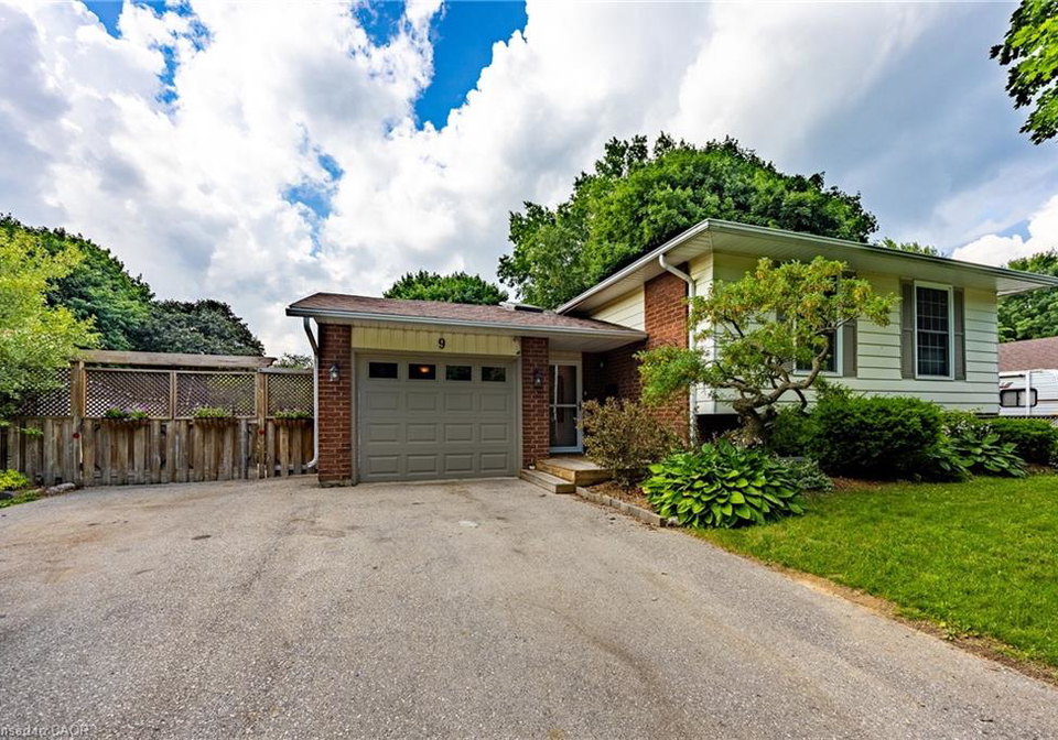 9-adams-lane-simcoe-ontario-40864234