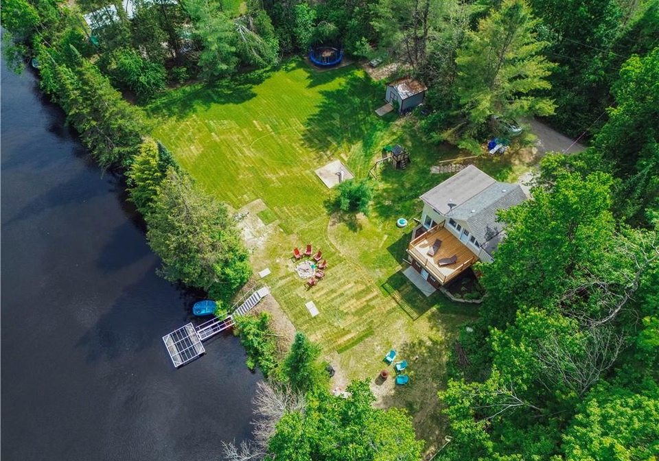 11-side-road-kinmount-ontario-40864248