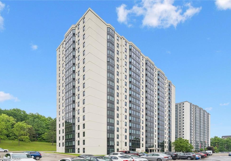 35-green-valley-drive-kitchener-ontario-40864268