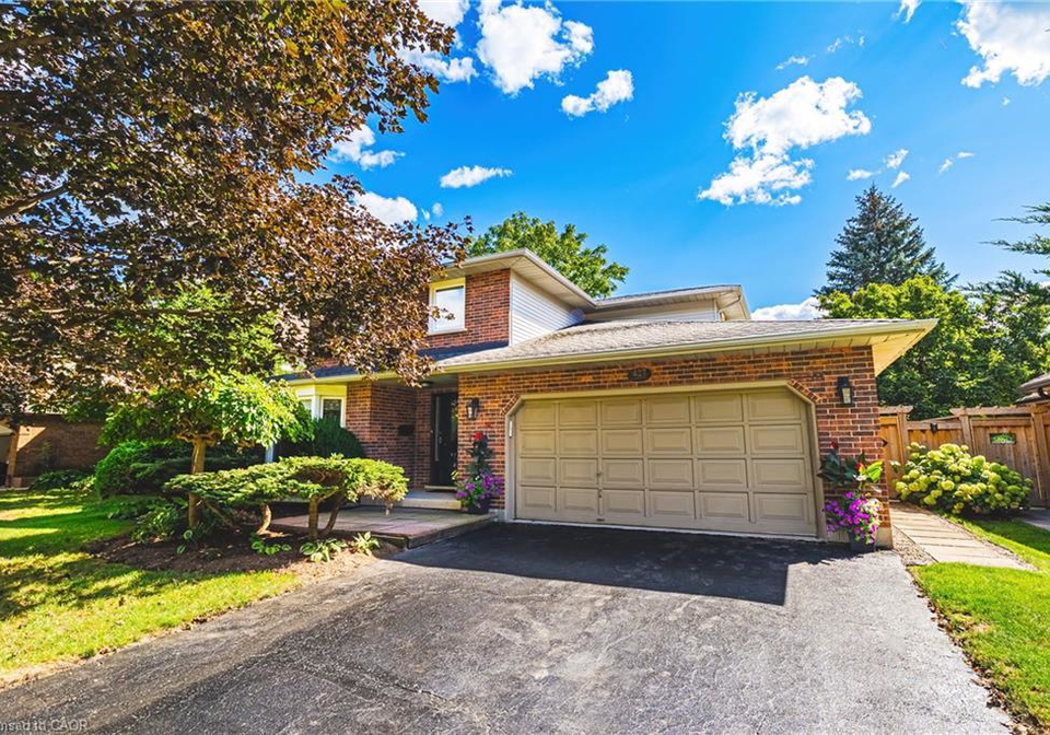 427-melanie-crescent-ancaster-ontario-40864296