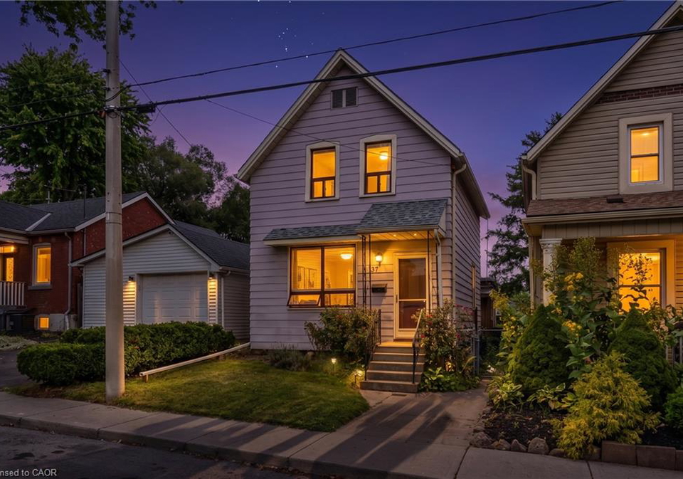 157-macaulay-street-e-hamilton-ontario-40864307