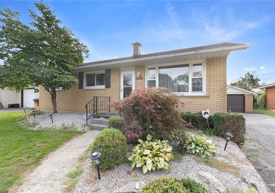 128-first-avenue-delhi-ontario-40864319