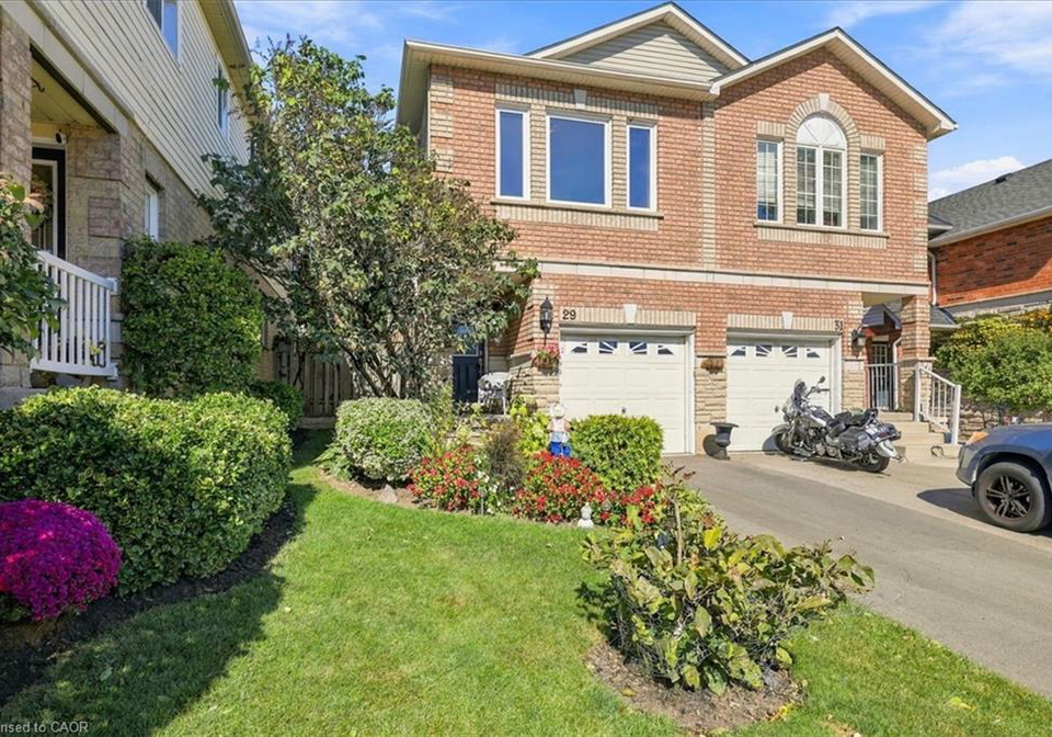 29-slater-court-waterdown-ontario-40864325