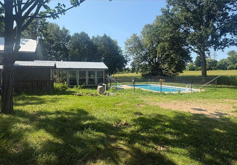 1457-regional-97-road-hamilton-ontario-40864353