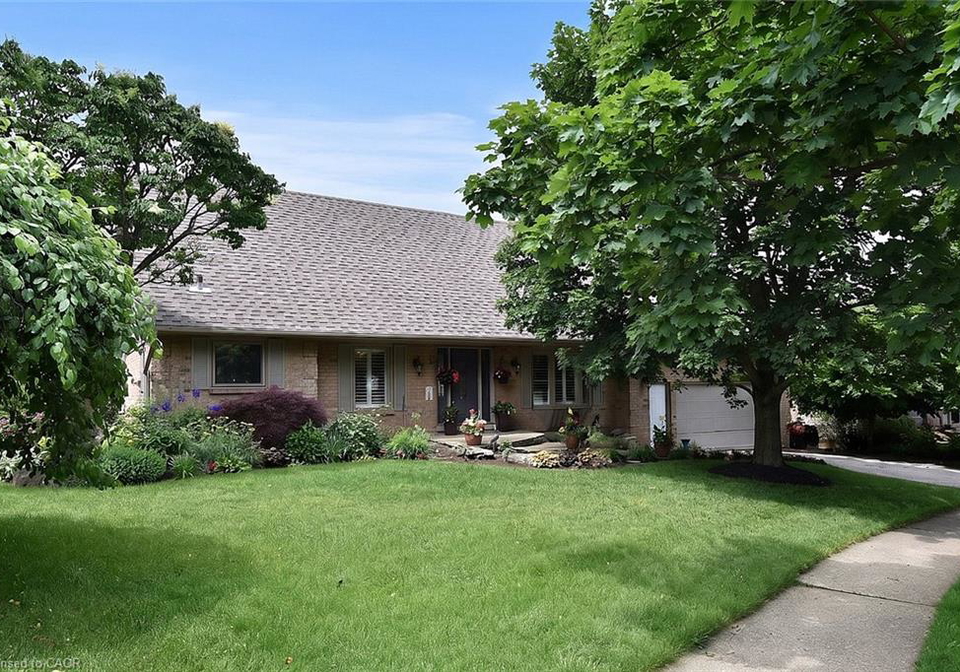 34-howard-boulevard-waterdown-ontario-40864406