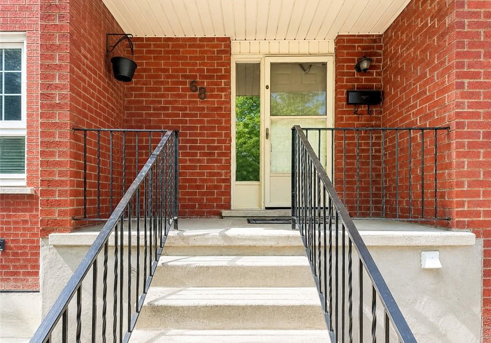 68-old-huron-court-kitchener-ontario-40864450
