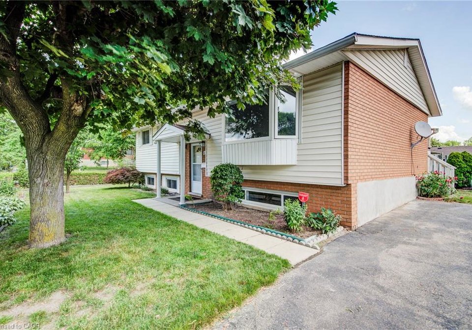 602-highpoint-avenue-waterloo-ontario-40864527