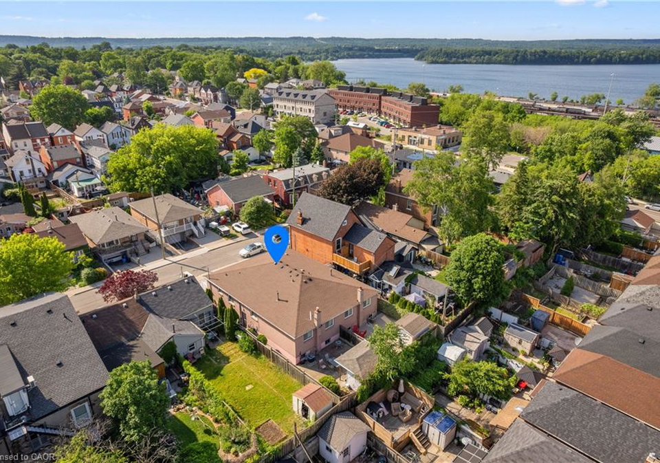 202-ray-street-n-hamilton-ontario-40864543