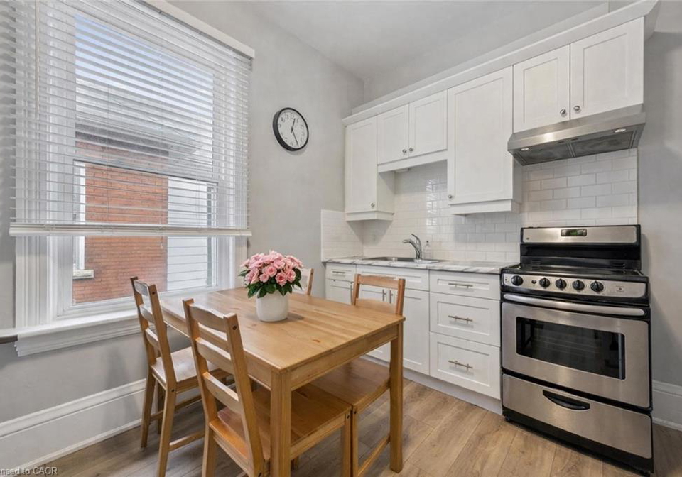29-crimea-street-guelph-ontario-40864601