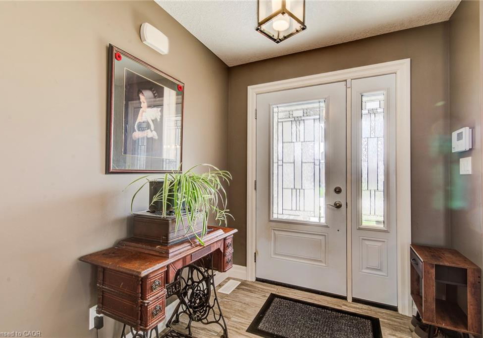 1025-reserve-avenue-s-listowel-ontario-40864618