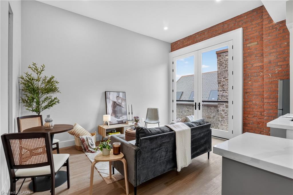 56-york-boulevard-hamilton-ontario-40864755