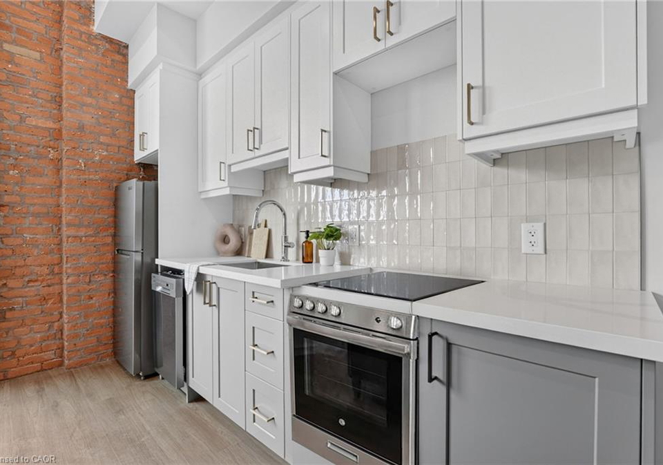 56-york-boulevard-hamilton-ontario-40864755