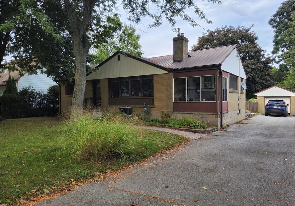 33-lee-avenue-simcoe-ontario-40864780