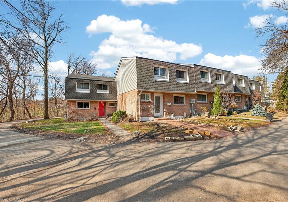 2050-upper-middle-road-burlington-ontario-40864841