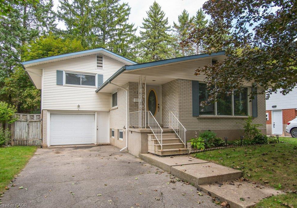 132-forest-hill-drive-kitchener-ontario-40864874